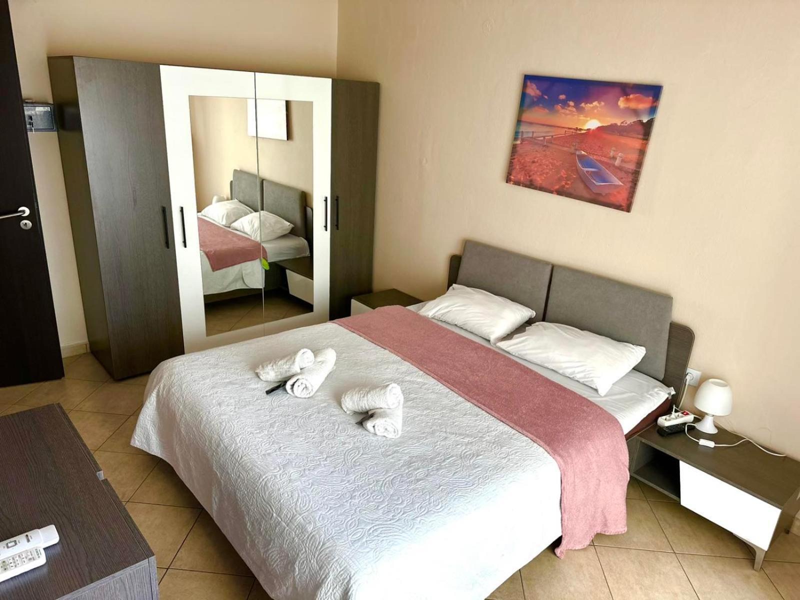 Ammos Apartments 네아 카르발리 외부 사진